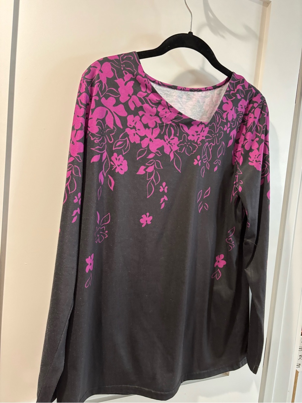 SHEIN Black Long Sleeve Tee with Magenta Floral Print